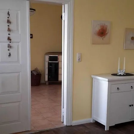 Schoene Im Alten In Apartment *